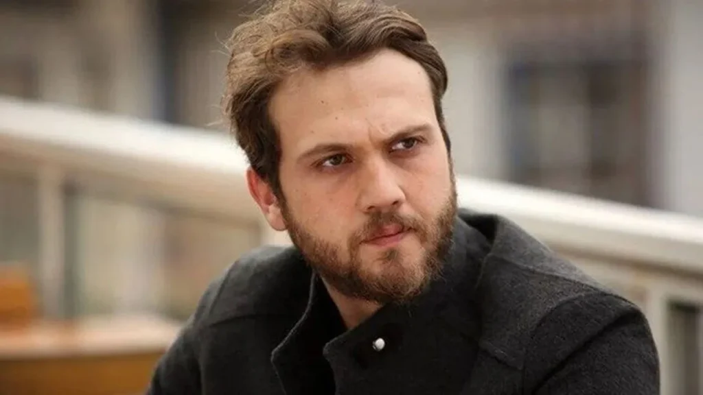 Aras Bulut Iynemli 7